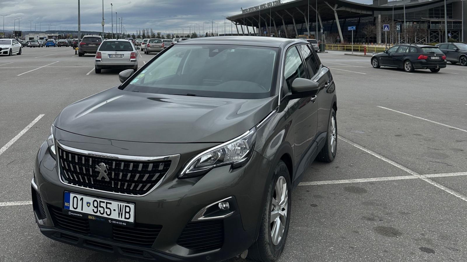 PEUGEOT 3008
